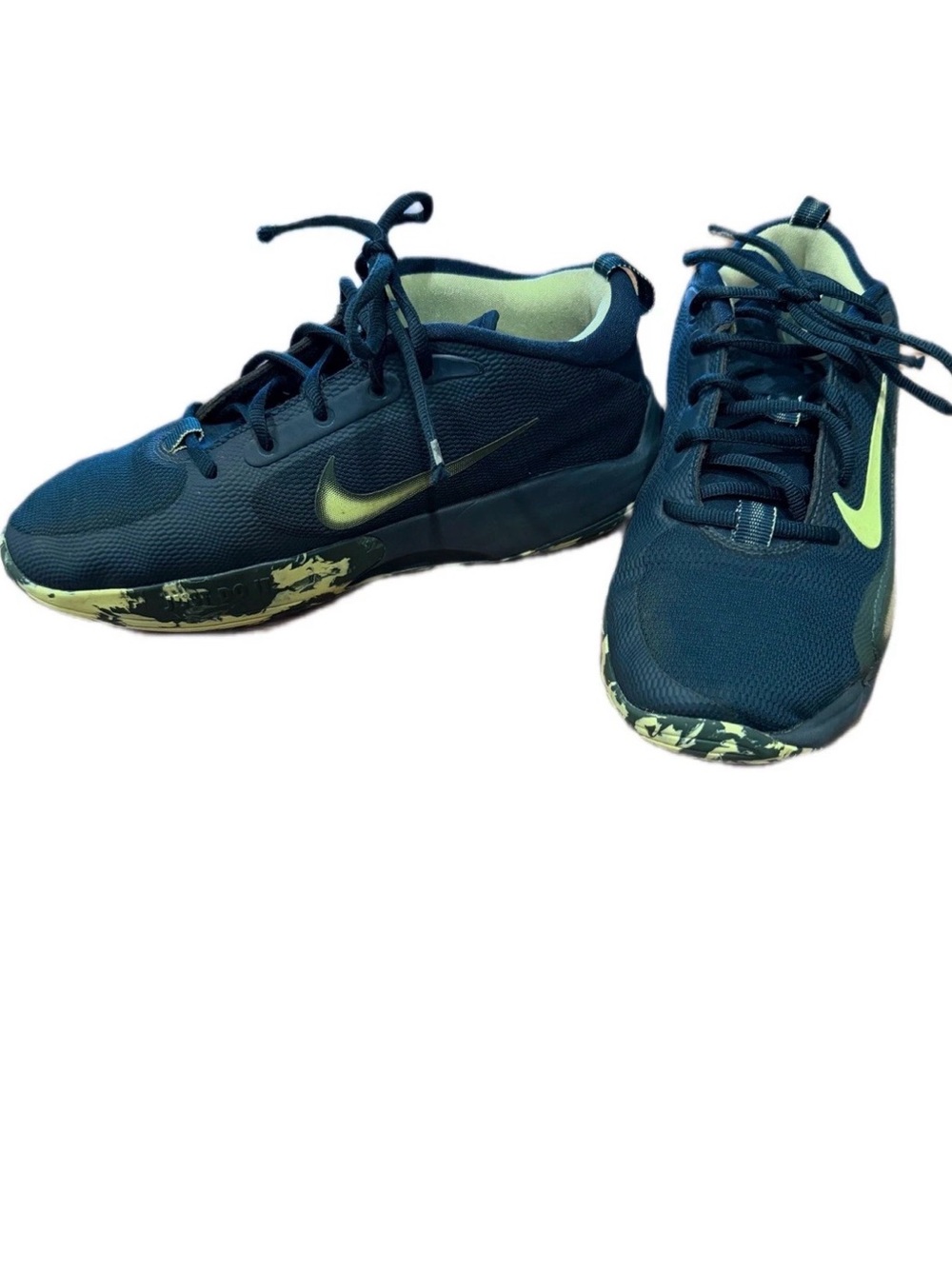 Nike Isofly GS Total Navy Green Basketball Shoes in size 7Y
